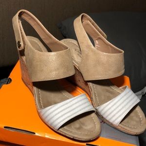 Sandal/Wedge Heel